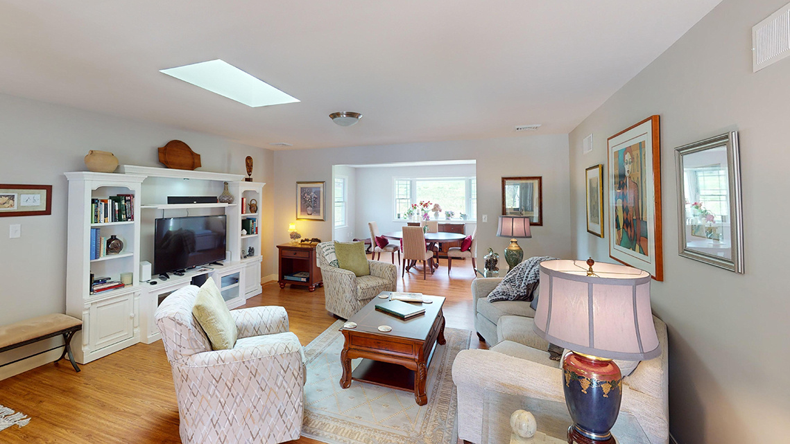 Deluxe-Westmoreland-Cottage-04182024_111620